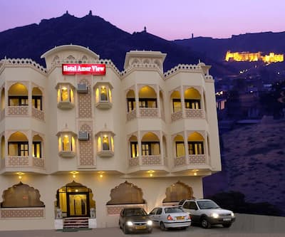 https://imgcld.yatra.com/ytimages/image/upload/t_hotel_yatra_city_desktop/v1444301638/Domestic Hotels/Hotels_Jaipur/Hotel Amer View/Overview.jpg